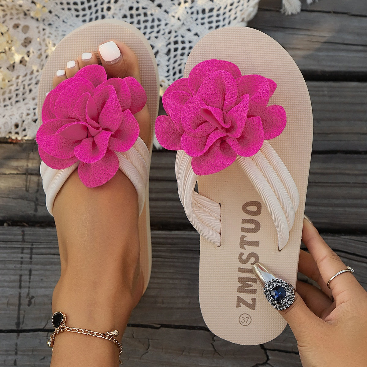Plus Size Flower Solid Color Slippers Flip Flops